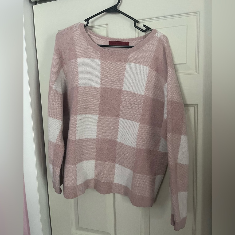 Light Pink Gingham Pattern Cozy Sweater